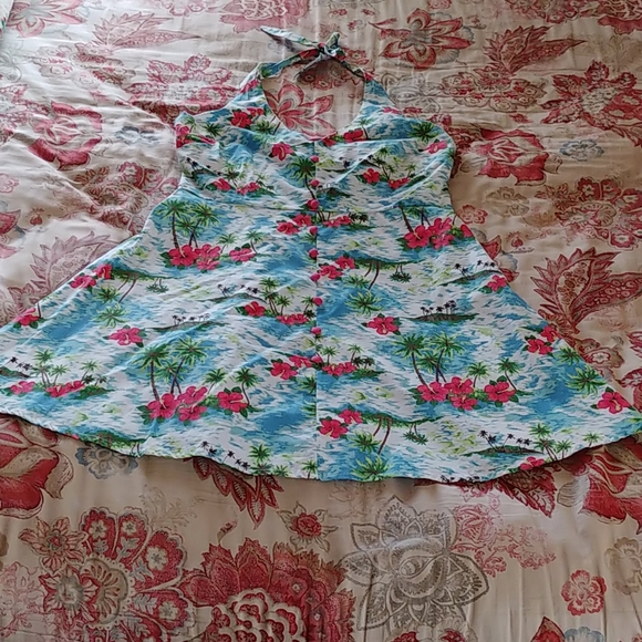 Sourpuss halter mini dress - Picture 10 of 12